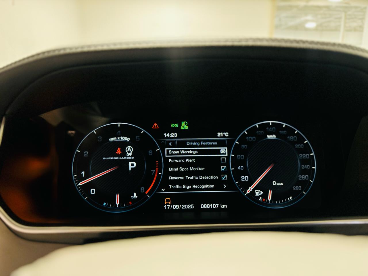 2015 Land Rover Range Rover SuperCharged | Auto Biography - Photo #11