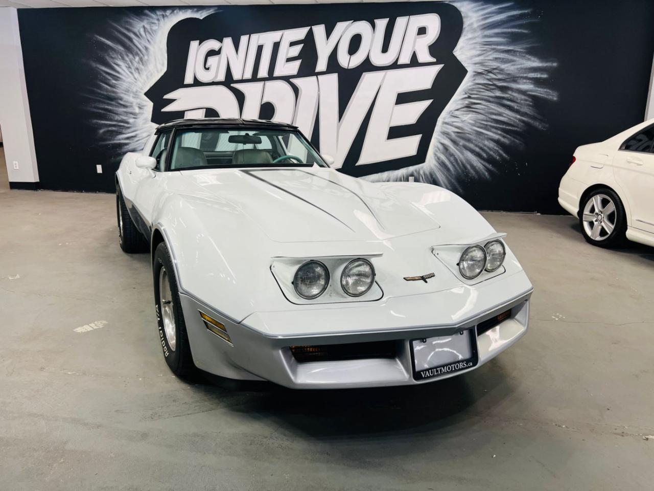 Used 1982 Chevrolet Corvette 2Dr Coupe for sale in Brampton, ON