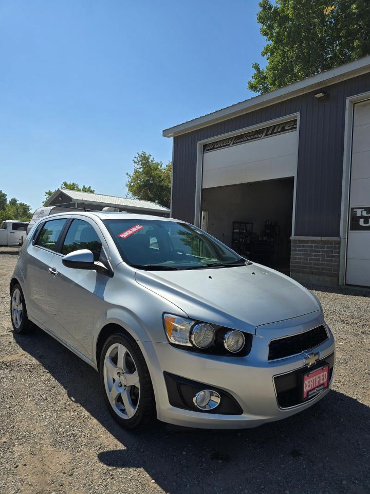 Used 2014 Chevrolet Sonic 5dr HB LT Auto for sale in Brantford, ON