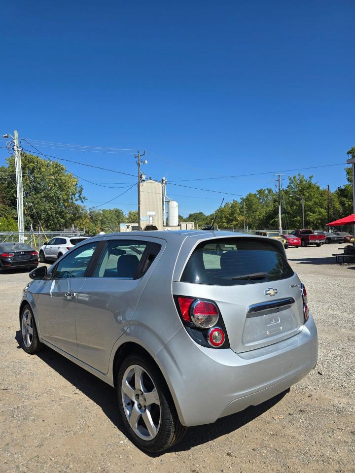 2014 Chevrolet Sonic 5dr HB LT Auto - Photo #9