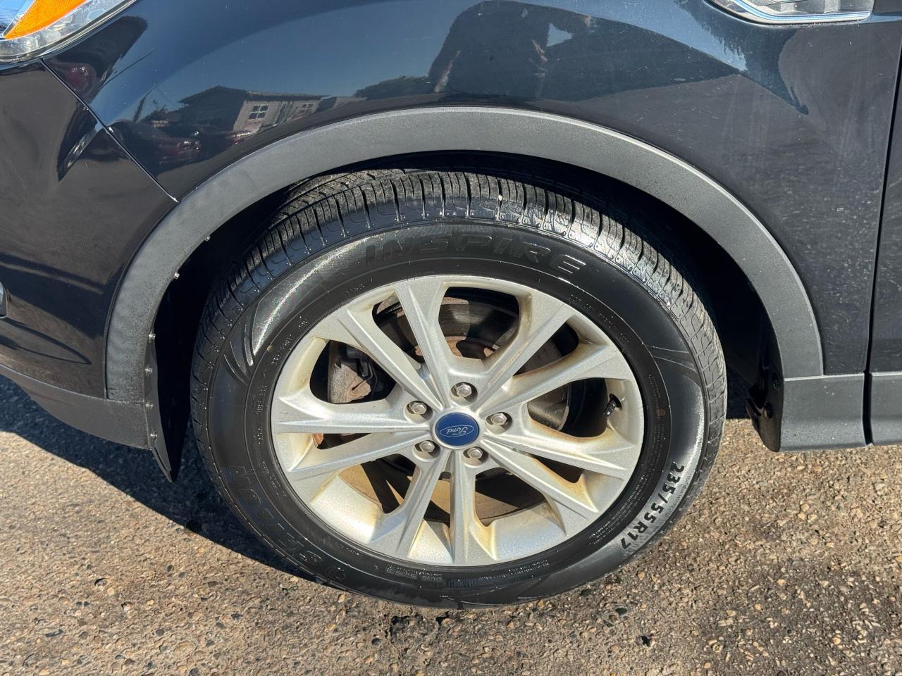 2018 Ford Escape SE - Photo #9