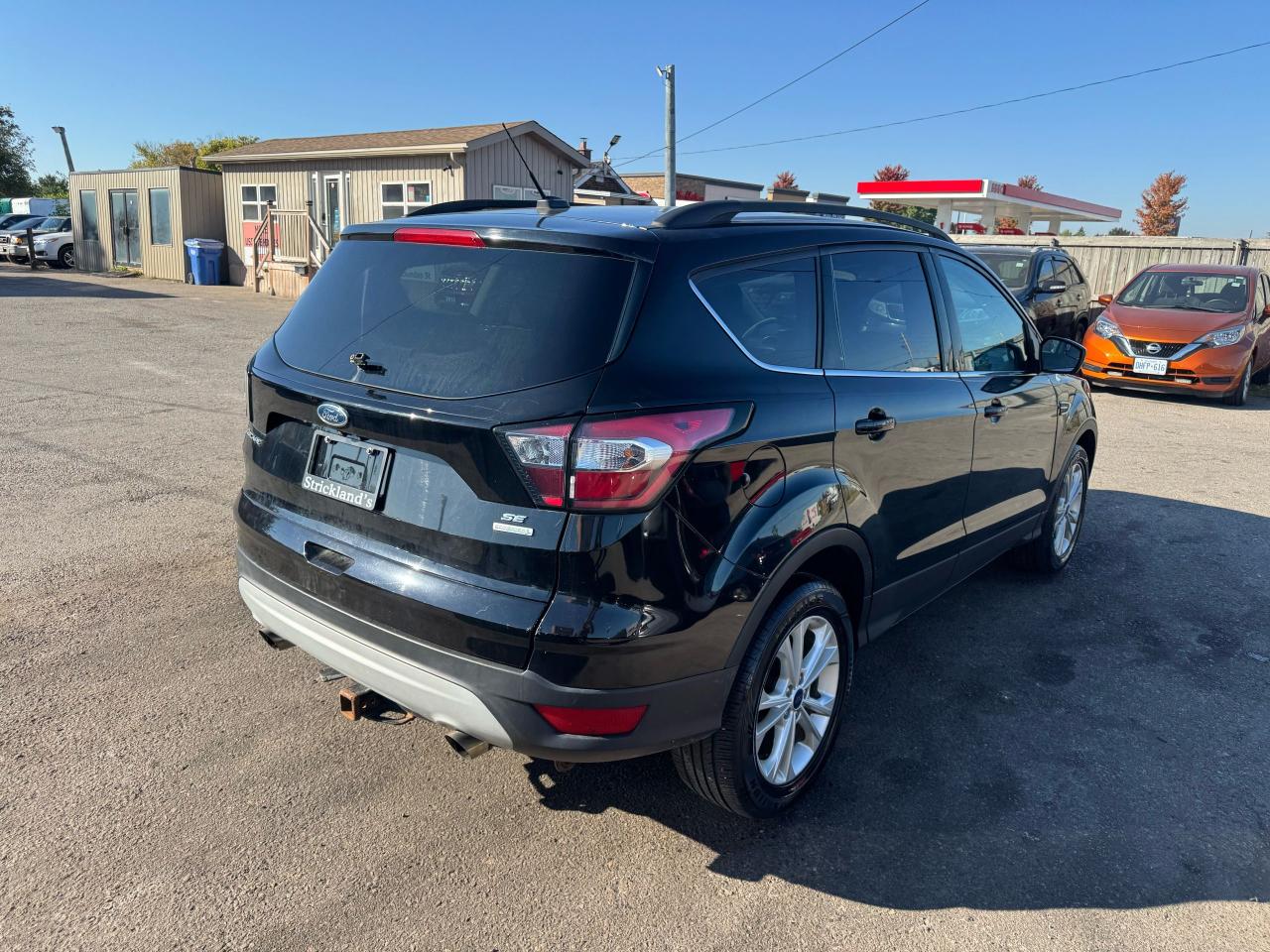 2018 Ford Escape SE, 4 CYL, AUTO, ONLY 54,000KMS, CERTIFIED Photo4