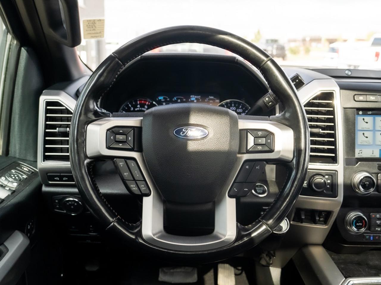 2019 Ford SUPER DUTY F-350 SRW Platinum 4WD Crew Cab LIFT/RIM/TIRES Photo33