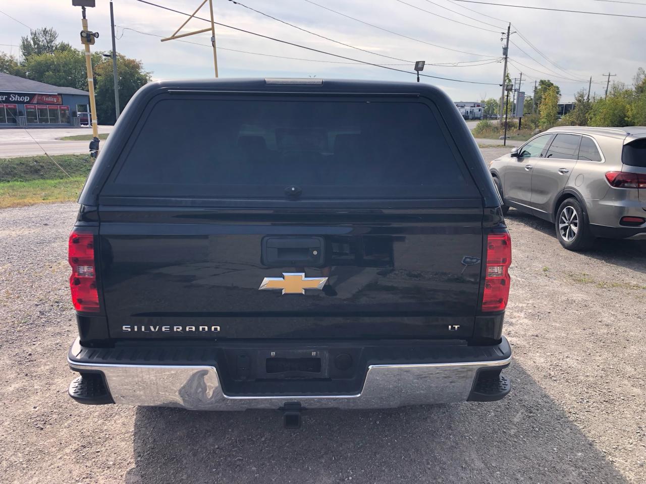 2017 Chevrolet Silverado 1500 LT - Photo #4