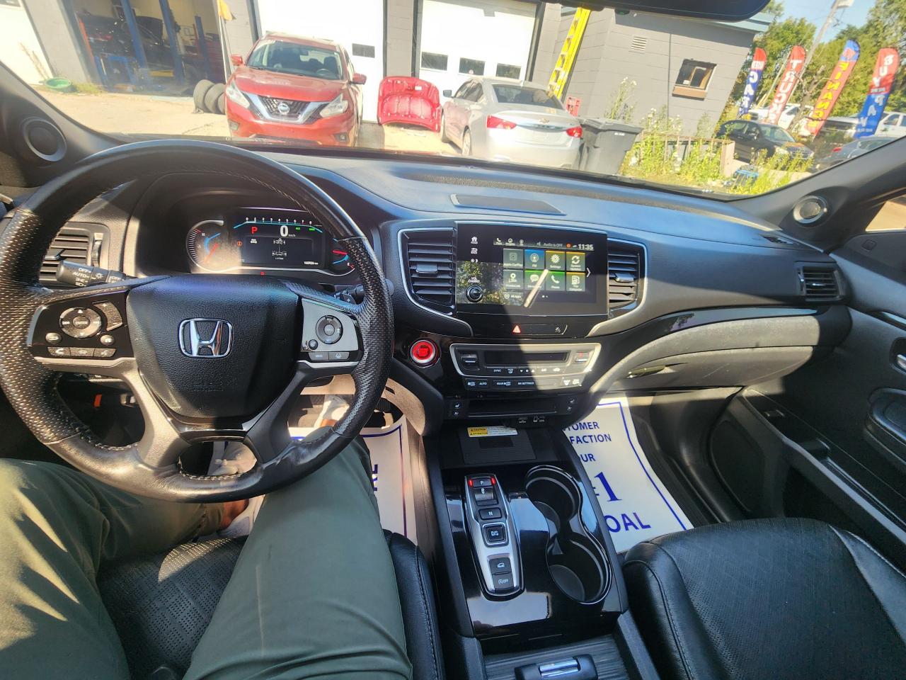 2019 Honda Passport Touring l Clean Carfax l No Accidents - Photo #19