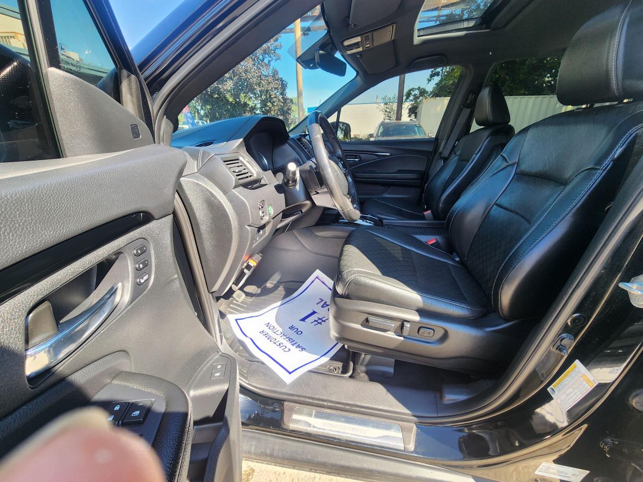 2019 Honda Passport Touring l Clean Carfax l No Accidents - Photo #16
