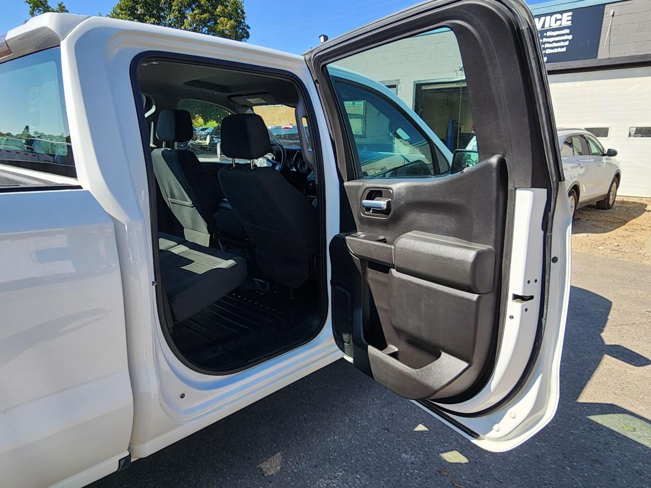 2020 Chevrolet Silverado 1500 Work Truck l Clean Carfax l One Previous Owner - Photo #12