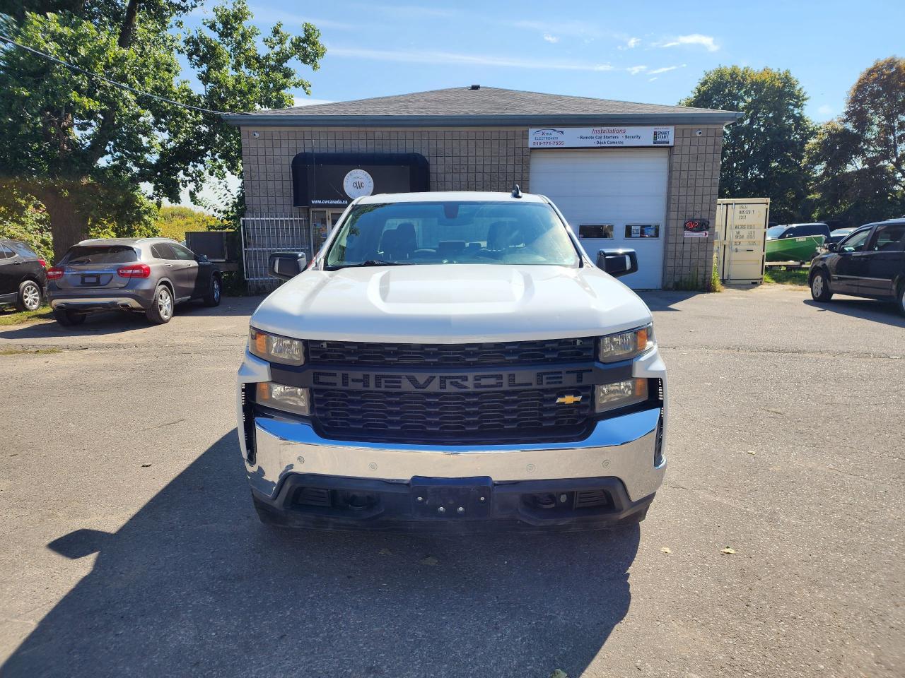 2020 Chevrolet Silverado 1500 Work Truck l Clean Carfax l One Previous Owner - Photo #2