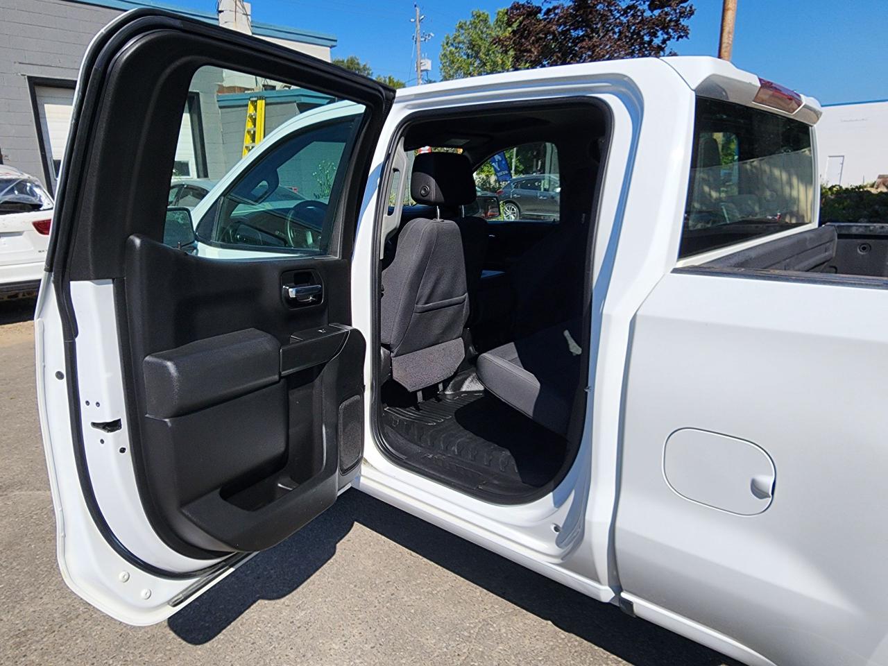 2020 Chevrolet Silverado 1500 Work Truck l Clean Carfax l One Previous Owner - Photo #11