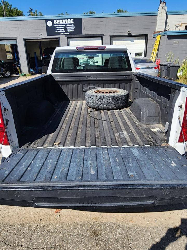 2020 Chevrolet Silverado 1500 Work Truck l Clean Carfax l One Previous Owner - Photo #10