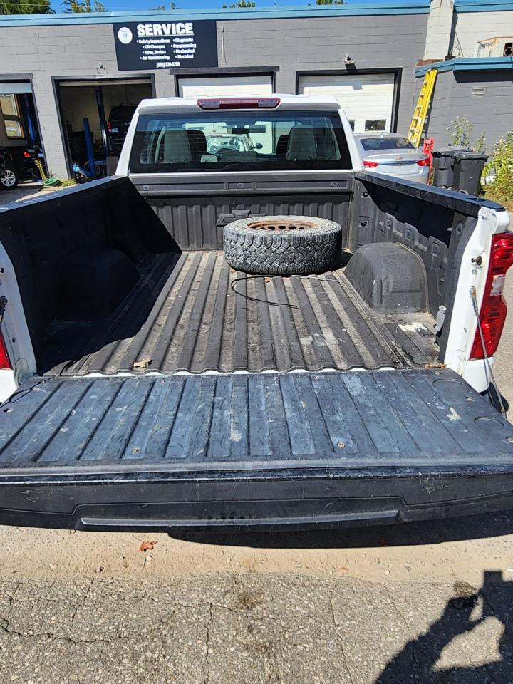 2020 Chevrolet Silverado 1500 Work Truck l Clean Carfax l One Previous Owner - Photo #9