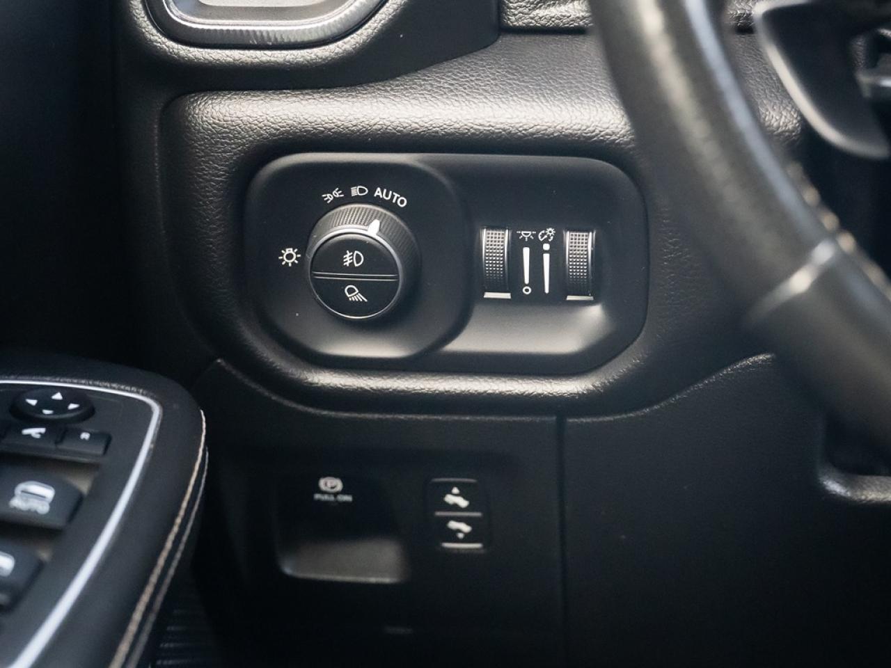 2023 RAM 1500 SPORT GT 4x4 CREW CAB 5.7 HEMI E-TORQUE Photo10