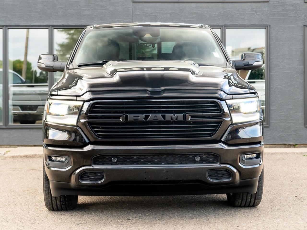 2023 RAM 1500 SPORT GT 4x4 CREW CAB 5.7 HEMI E-TORQUE Photo2