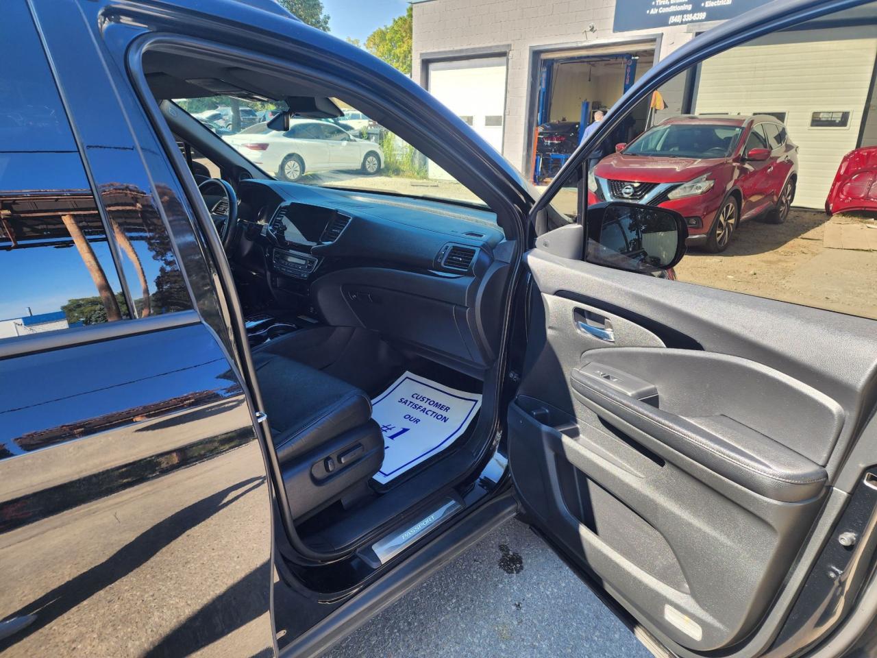 2019 Honda Passport Touring l Clean Carfax l No Accidents