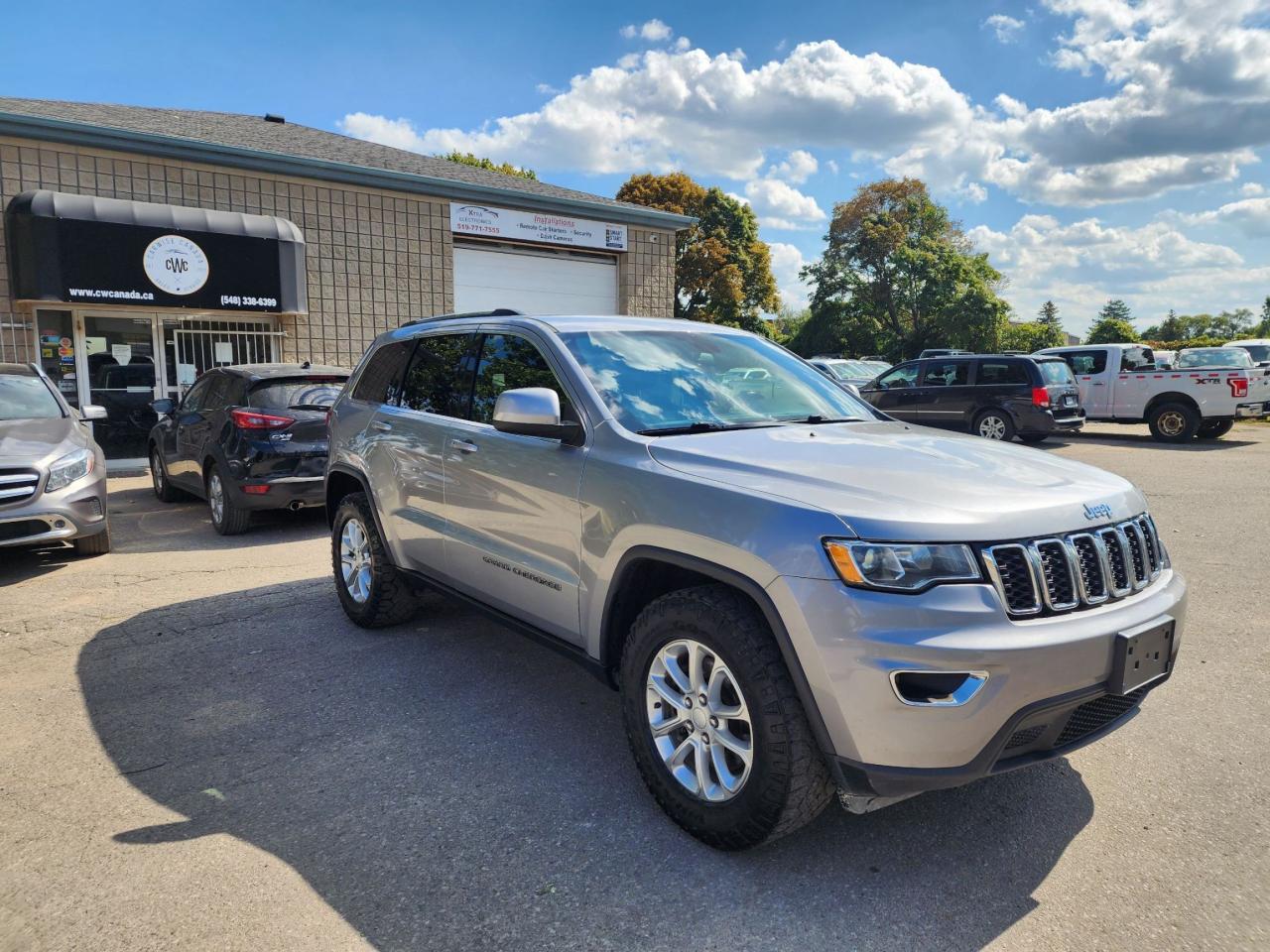 2021 Jeep Grand Cherokee Laredo l Clean Carfax l 2 Owners l No Accidents