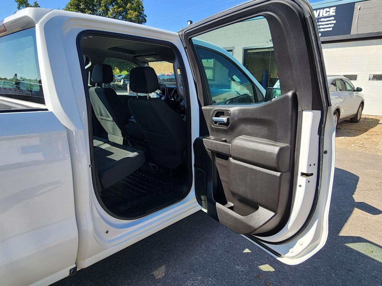 2020 Chevrolet Silverado 1500 Work Truck l Clean Carfax l One Previous Owner