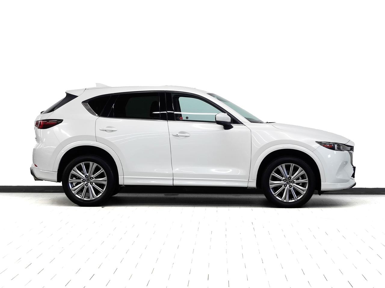 2023 Mazda CX-5 SIGNATURE | AWD | Nav | Leather | Sunroof | HUD Photo