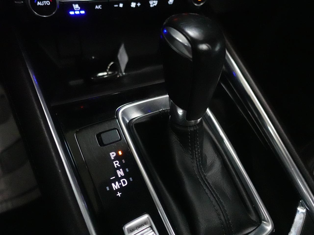 2023 Mazda CX-5 SIGNATURE | AWD | Nav | Leather | Sunroof | HUD