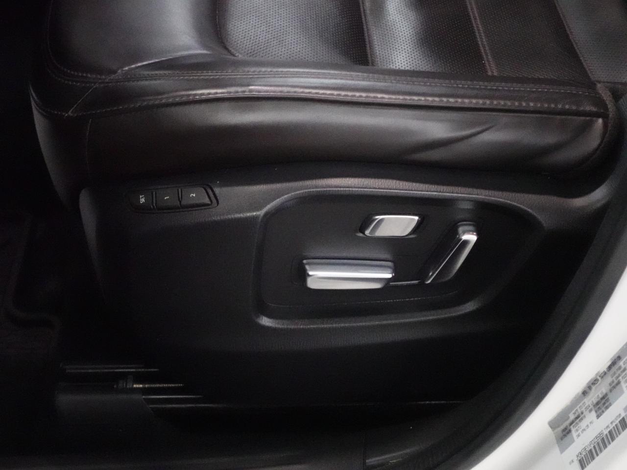 2023 Mazda CX-5 SIGNATURE | AWD | Nav | Leather | Sunroof | HUD