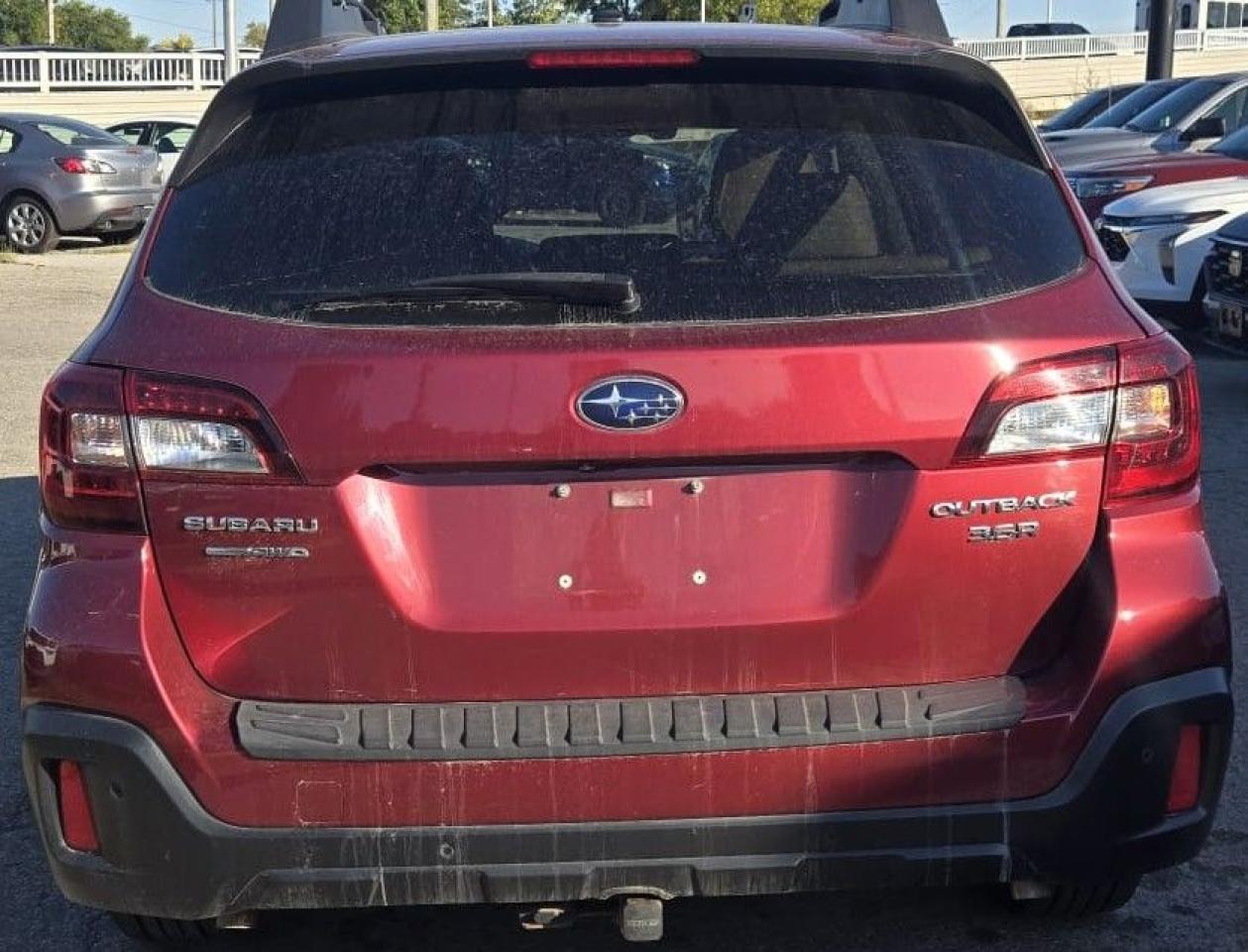 2018 Subaru Outback LIMITED / NO ACCIDENTS / LEATHER / NAV / SUNROOF - Photo #3
