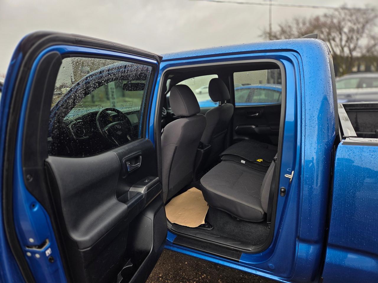 2016 Toyota Tacoma 4WD Double Cab V6 Auto TRD Sport Photo