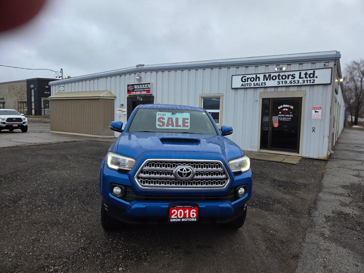 2016 Toyota Tacoma 4WD Double Cab V6 Auto TRD Sport Photo