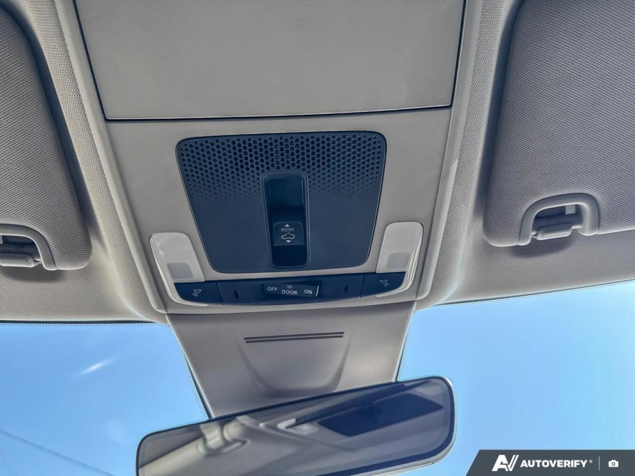 2022 Honda Civic TOURING / NO ACCIDENTS / NAV / SUNROOF / LEATHER - Photo #20