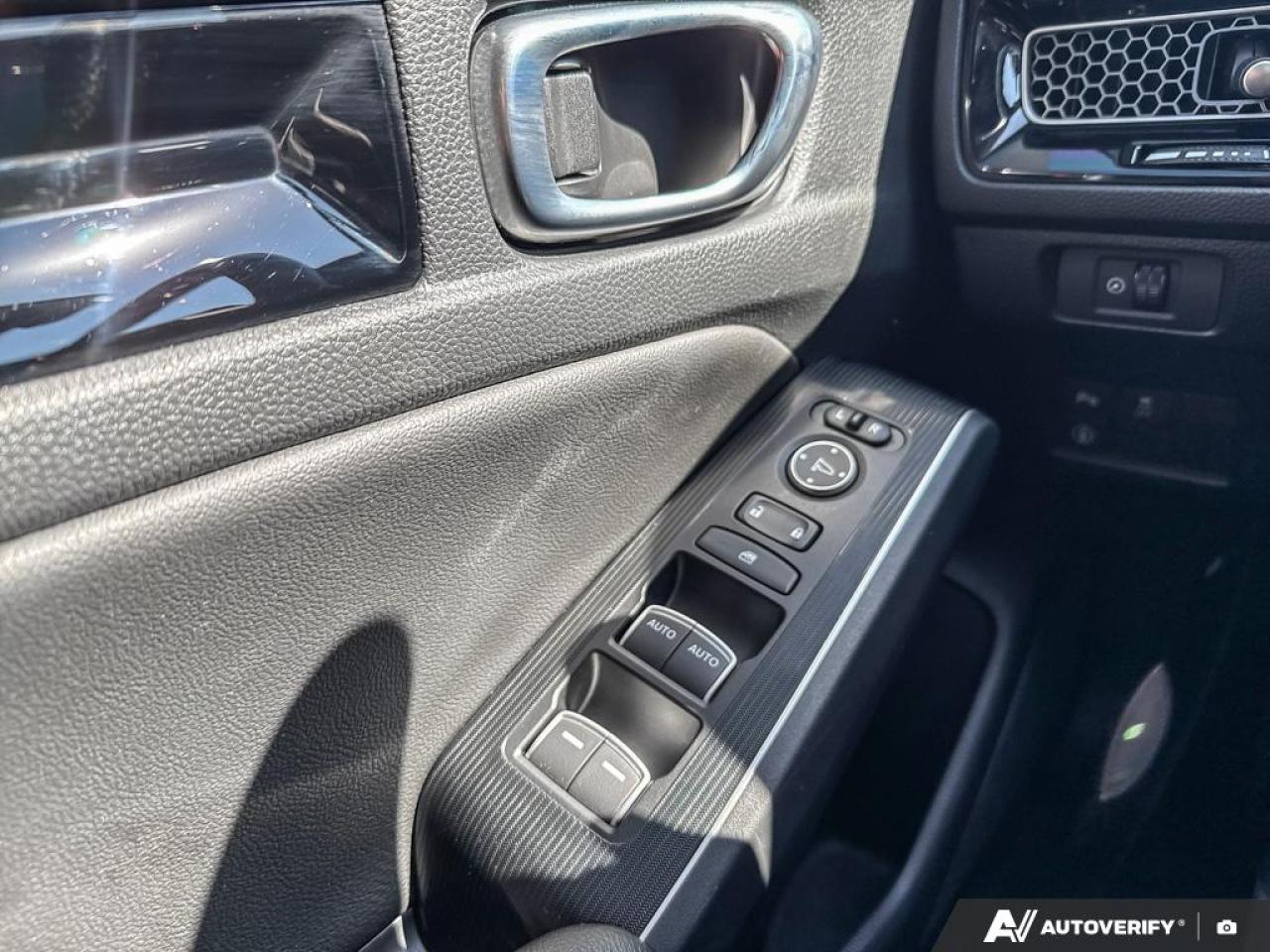 2022 Honda Civic TOURING / NO ACCIDENTS / NAV / SUNROOF / LEATHER - Photo #13