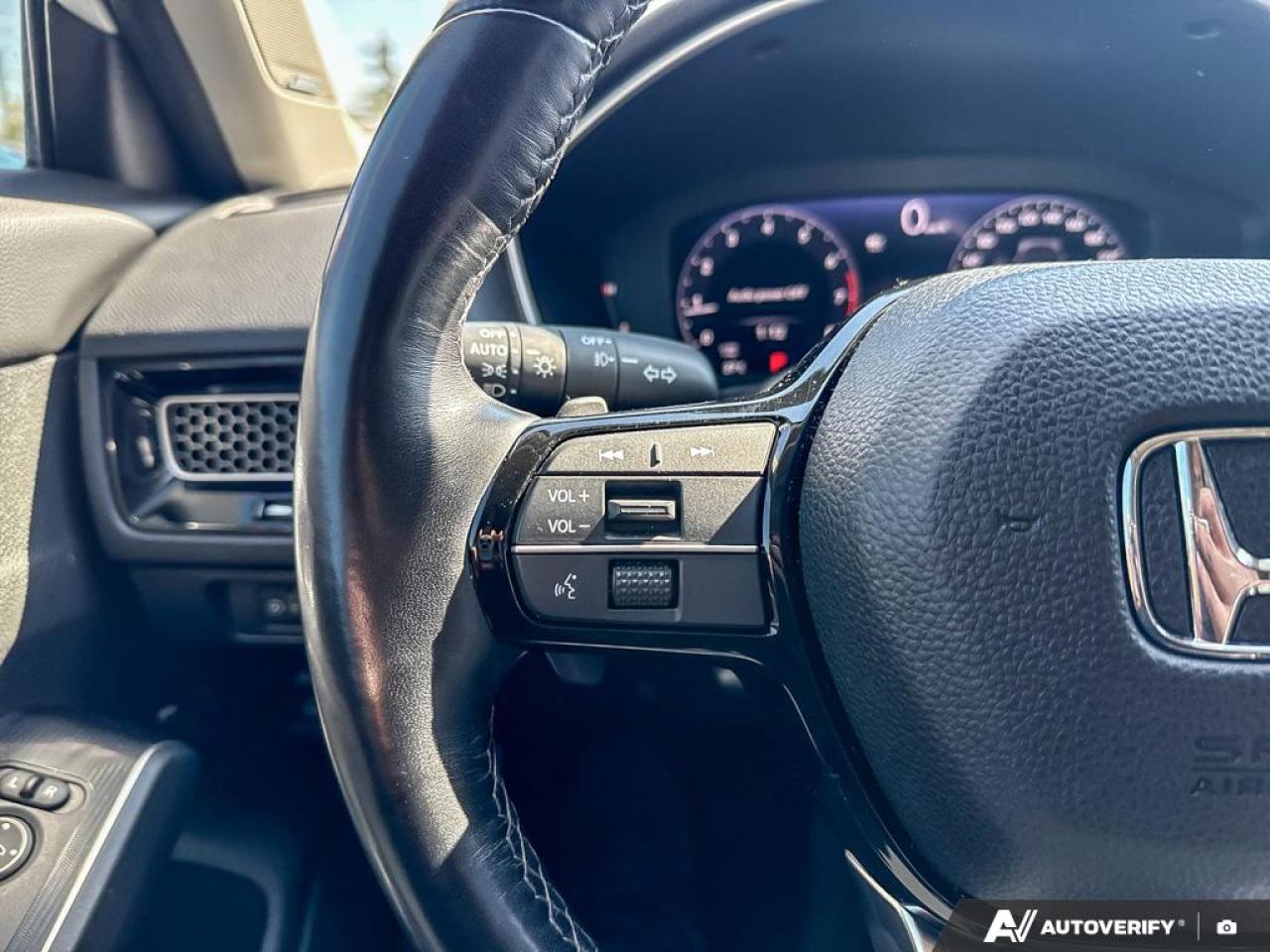 2022 Honda Civic TOURING / NO ACCIDENTS / NAV / SUNROOF / LEATHER - Photo #22