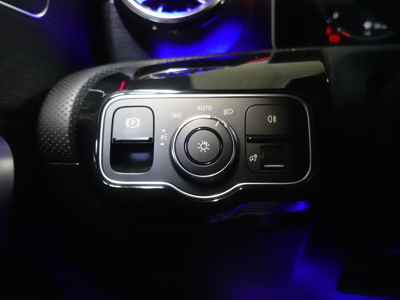 2020 Mercedes-Benz CLA-Class 4MATIC | AMG-Pkg | Nav | Leather | Pano roof | BSM Photo