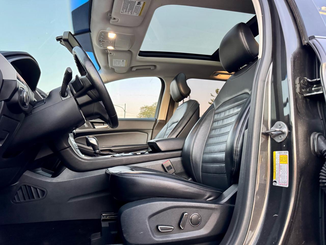 2016 Ford Edge SE Loaded / Navigation / Certified - Photo #17