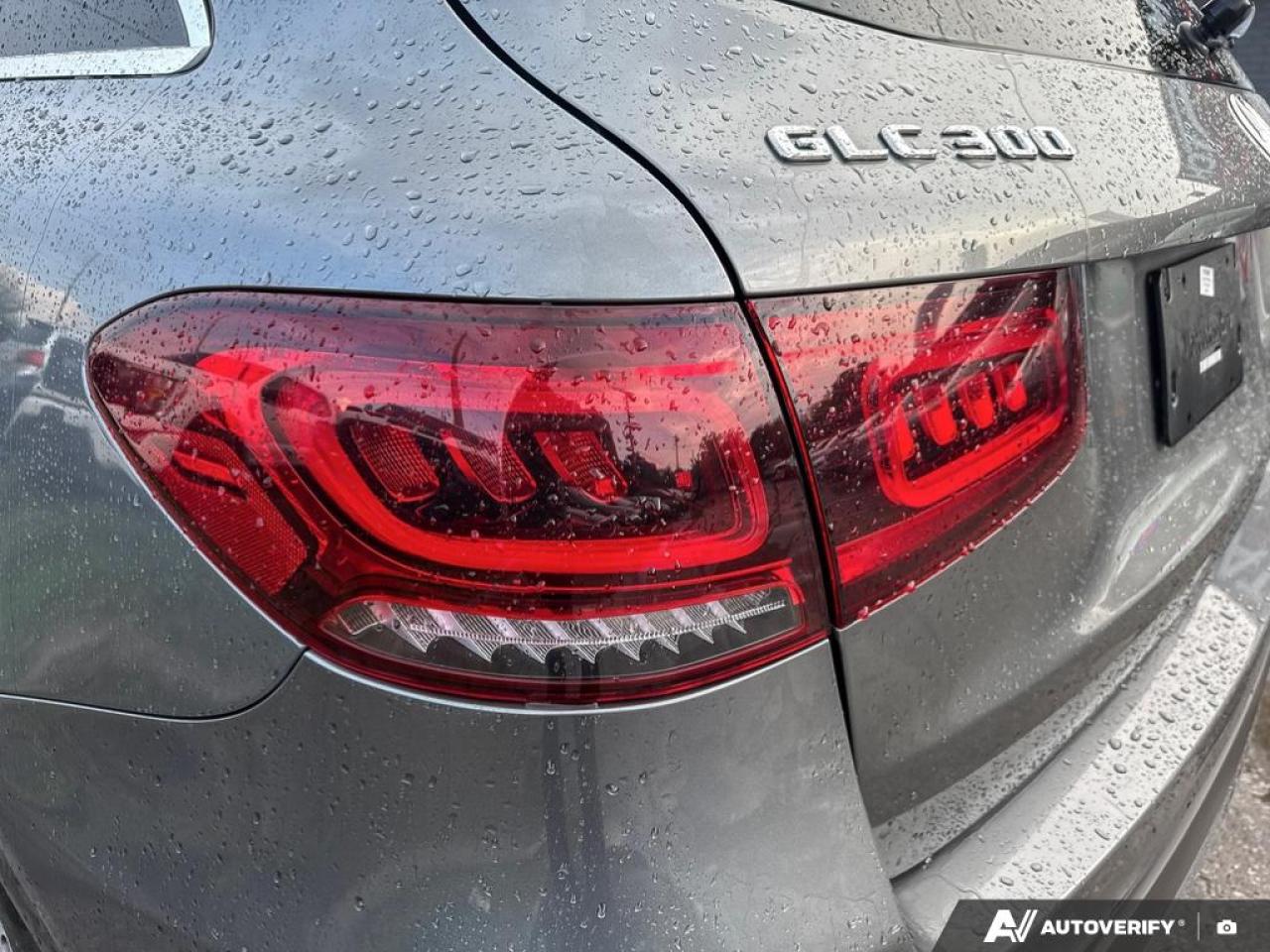 2021 Mercedes-Benz GLC-Class GLC 300 / LEATHER / ROOF/ NAV / 360 CAMERA / AWD - Photo #8