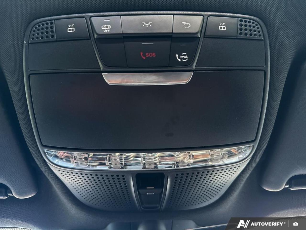 2021 Mercedes-Benz GLC-Class GLC 300 / LEATHER / ROOF/ NAV / 360 CAMERA / AWD - Photo #20