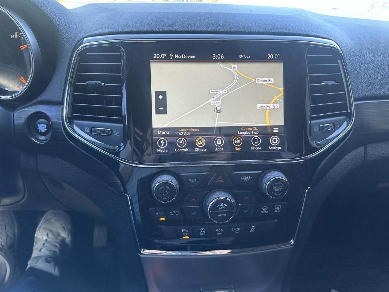2019 Jeep Grand Cherokee ALTITUDE 4WD - Photo #16