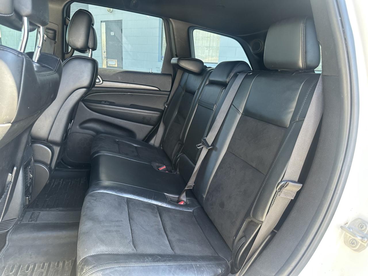 2019 Jeep Grand Cherokee ALTITUDE 4WD - Photo #18