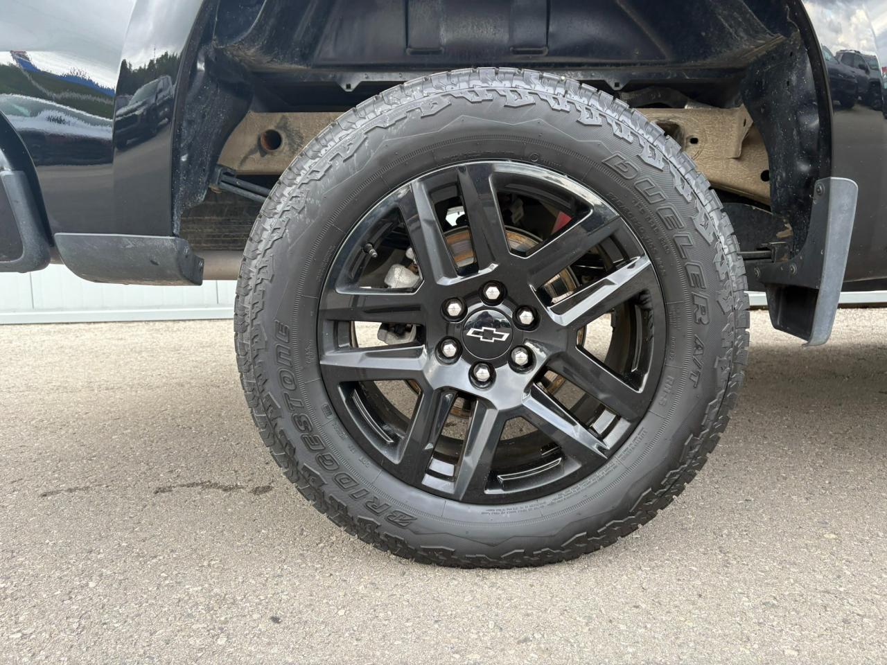 2025 Chevrolet Silverado 1500 LT Trail Boss One Owner | Z71 | 20" Wheels Photo