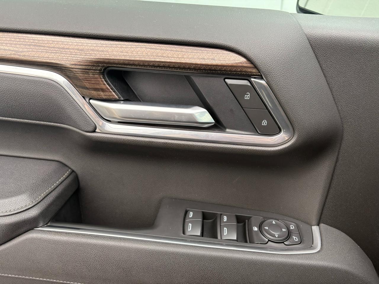 2025 Chevrolet Silverado 1500 LT Trail Boss One Owner | Z71 | 20" Wheels Photo