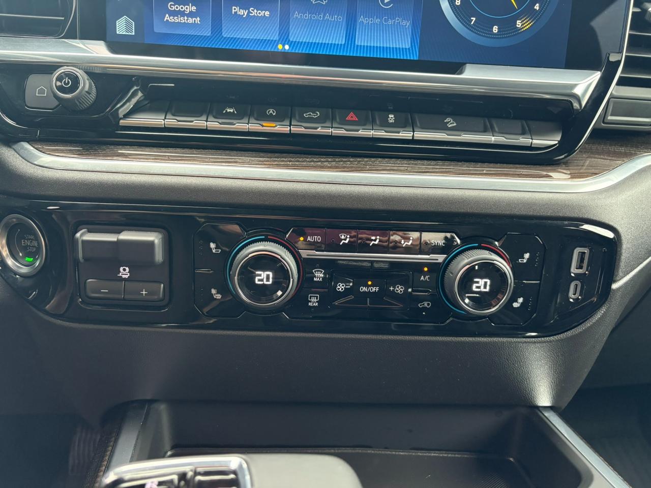 2025 Chevrolet Silverado 1500 LT Trail Boss One Owner | Z71 | 20" Wheels Photo