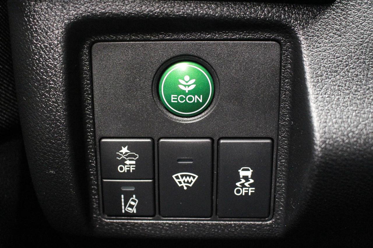 2022 Honda HR-V LX HEATED FRONT SEATS - REARVIEW CAMERA - CLOTH UPHOLSTERY - CLEAN CARFAX! Photo