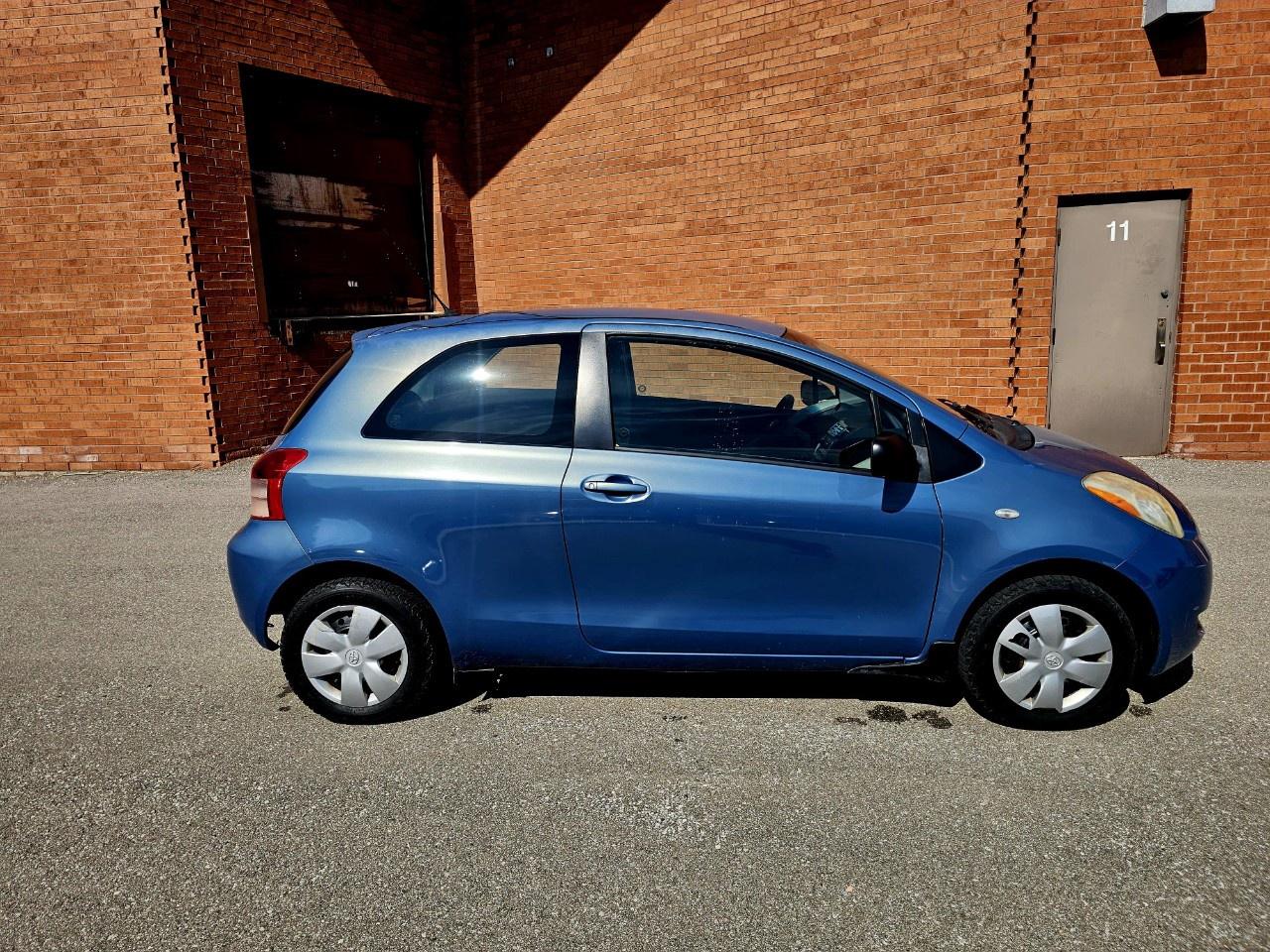 2007 Toyota Yaris 3dr HB Auto CE Photo3