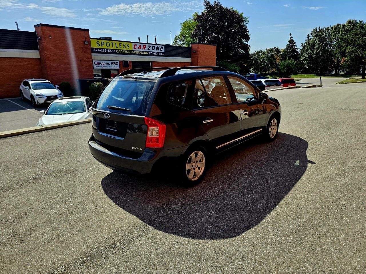 2009 Kia Rondo 4dr Wgn V6 EX - Photo #5