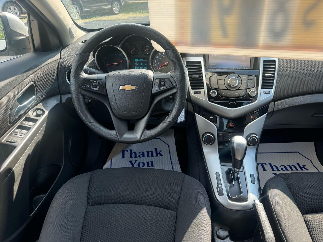 2016 Chevrolet Cruze LT - Photo #10