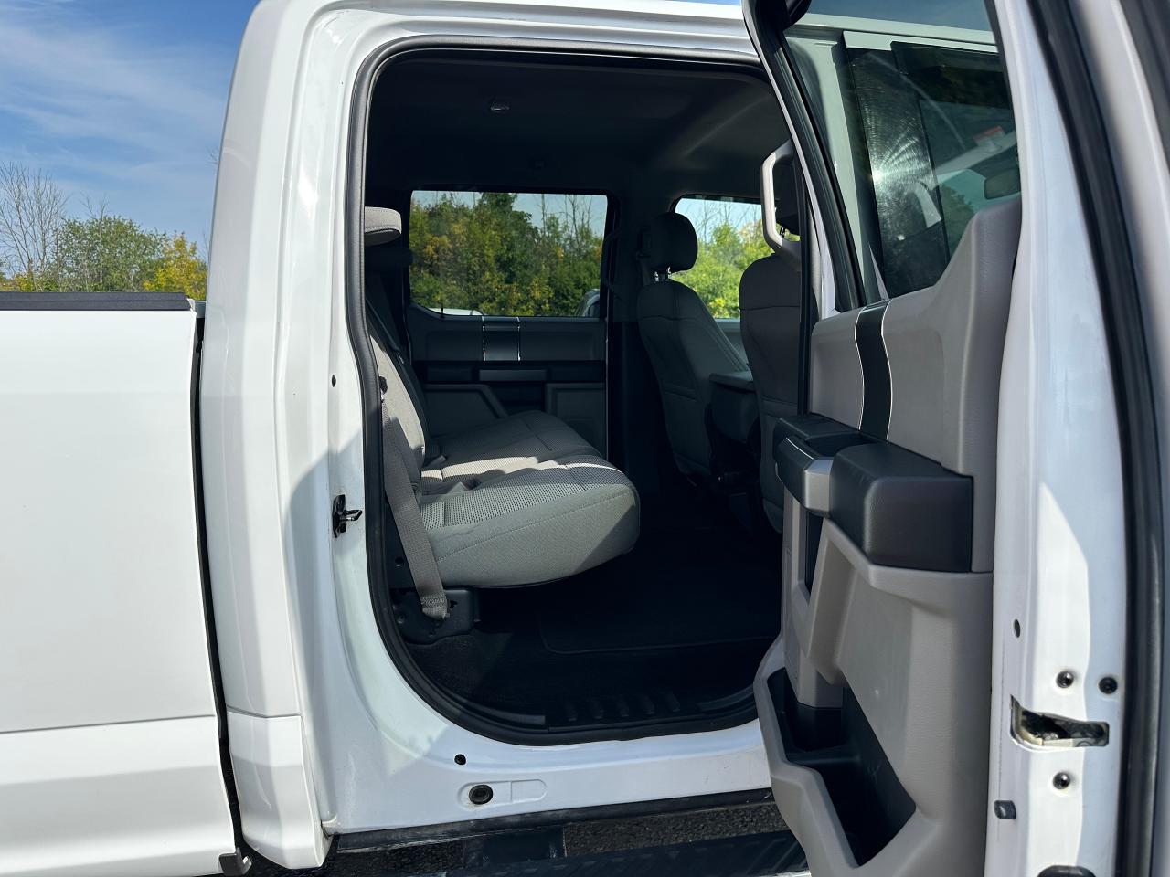 2016 Ford F-150 XLT XTR Crew 4x4 Heated Cloth SmartPhone RvCam Photo