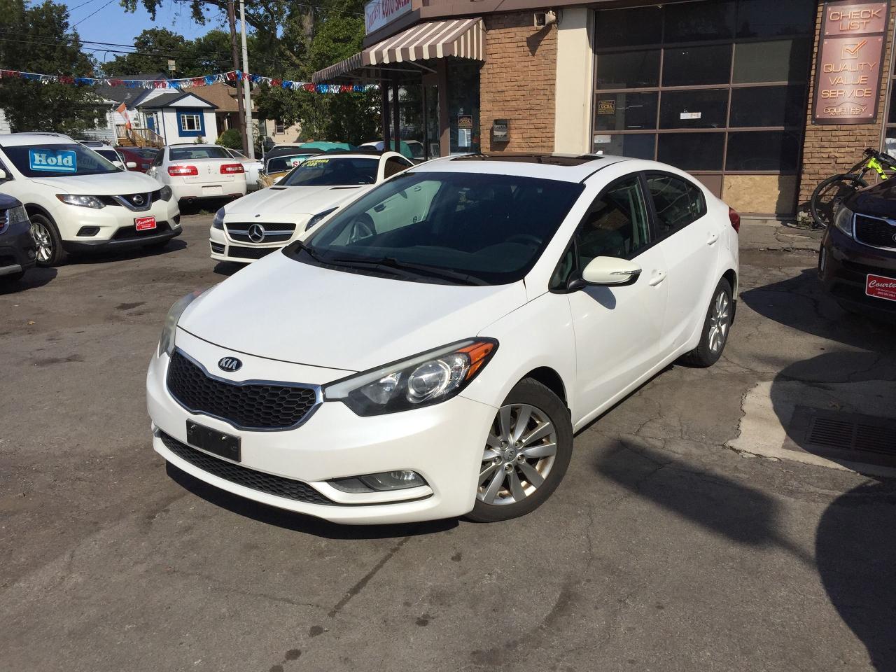 2015 Kia Forte Low Kilometers - LX+ - Photo #2