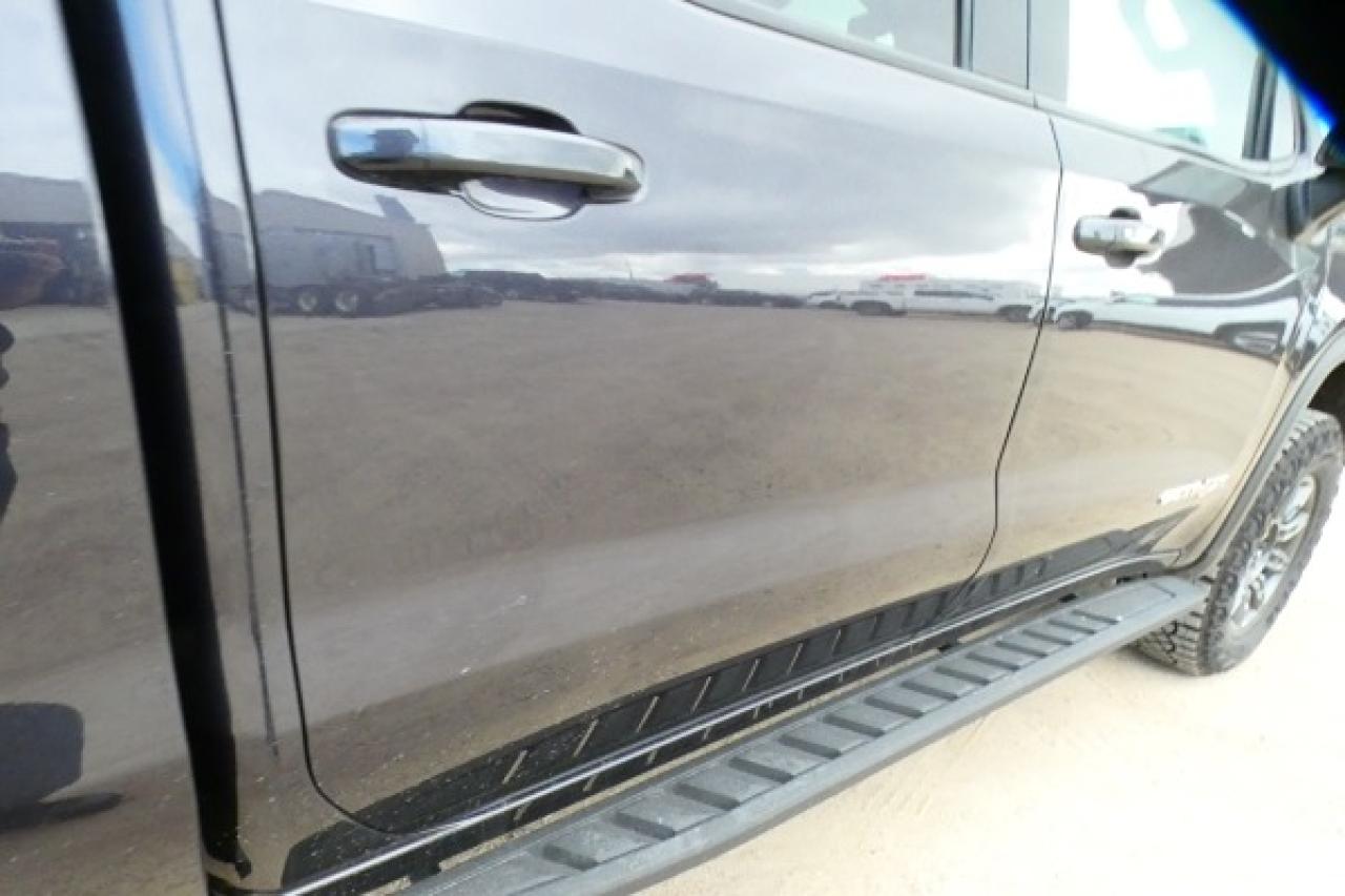 2025 GMC Sierra 1500 AT4X Crew 4WD DURA DSL w/H&C L, S/R, NAV, BUC - Photo #27