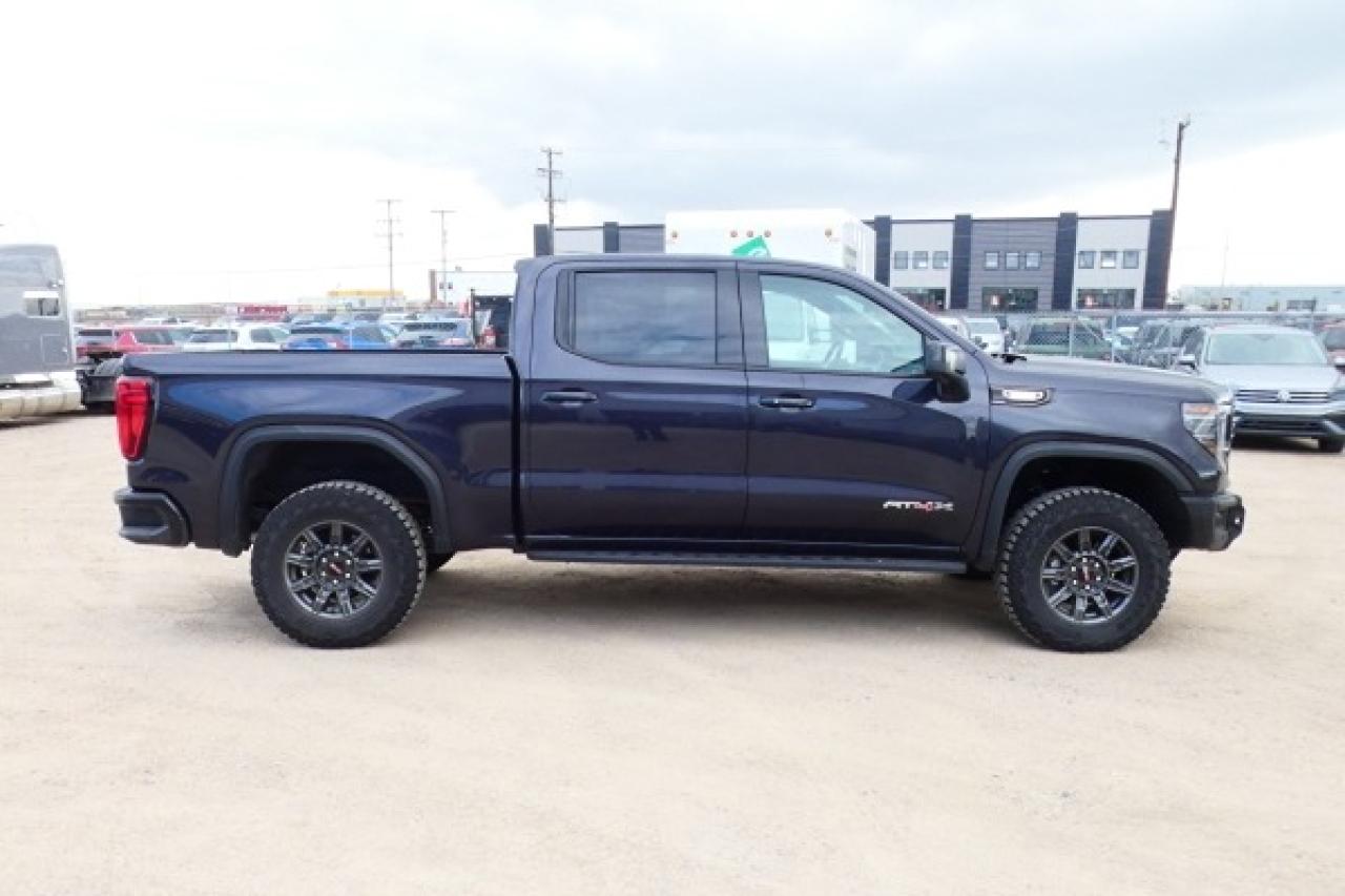 2025 GMC Sierra 1500 AT4X Crew 4WD DURA DSL w/H&C L, S/R, NAV, BUC - Photo #5