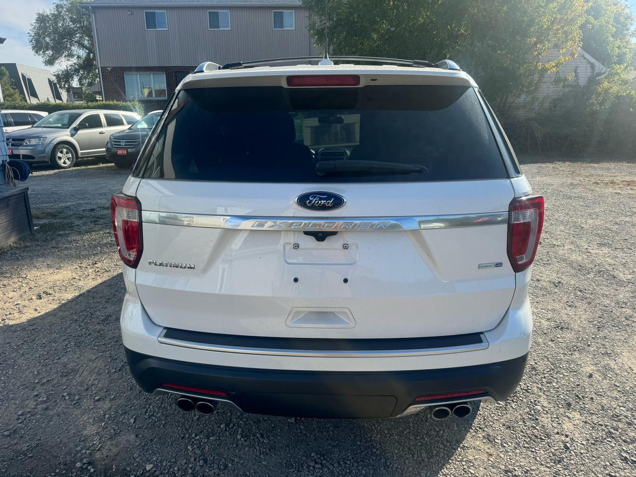 2018 Ford Explorer Platinum - Photo #4