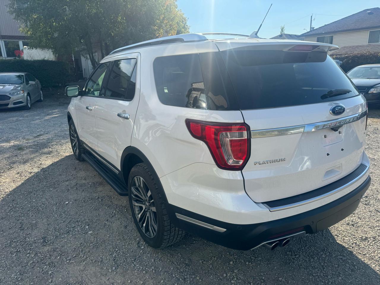 2018 Ford Explorer Platinum - Photo #5