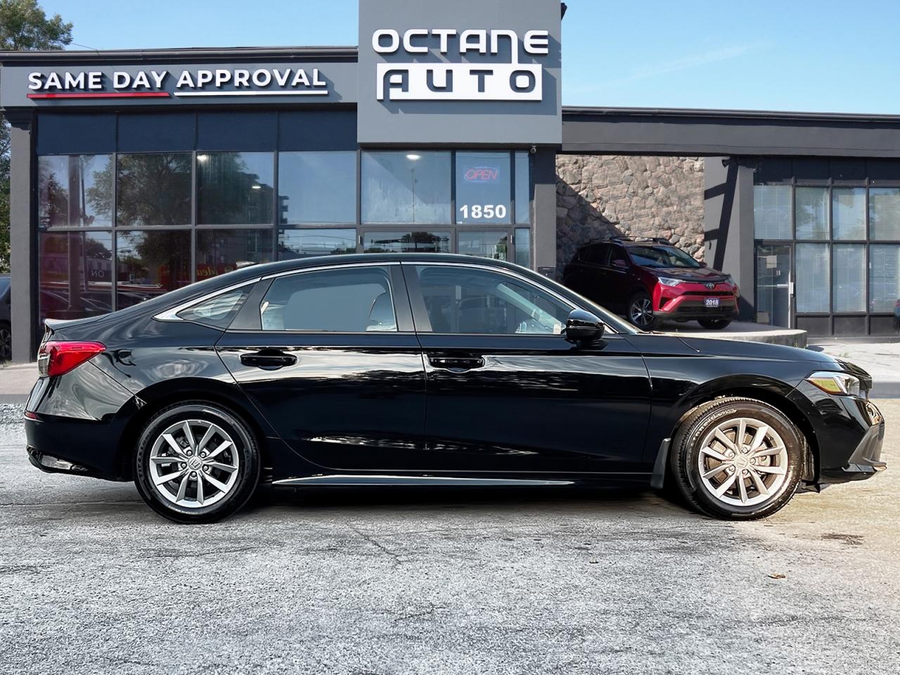 2022 Honda Civic EX Sedan CVT Photo2