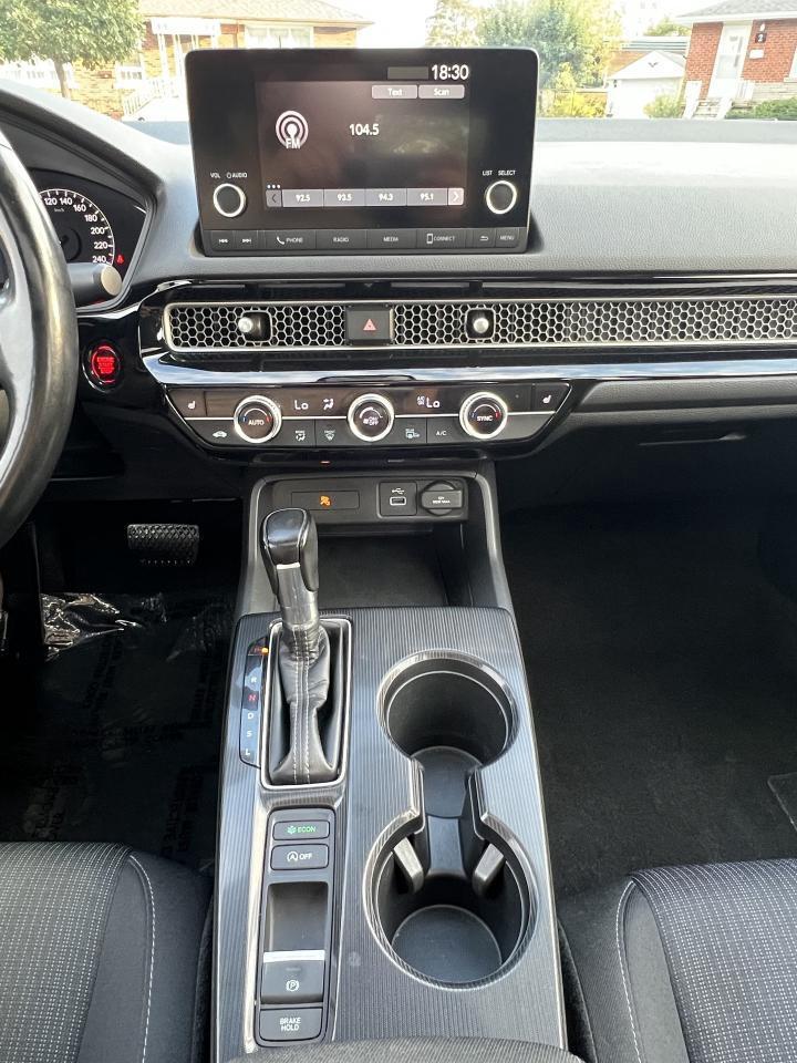 2022 Honda Civic Sedan EX CVT Photo